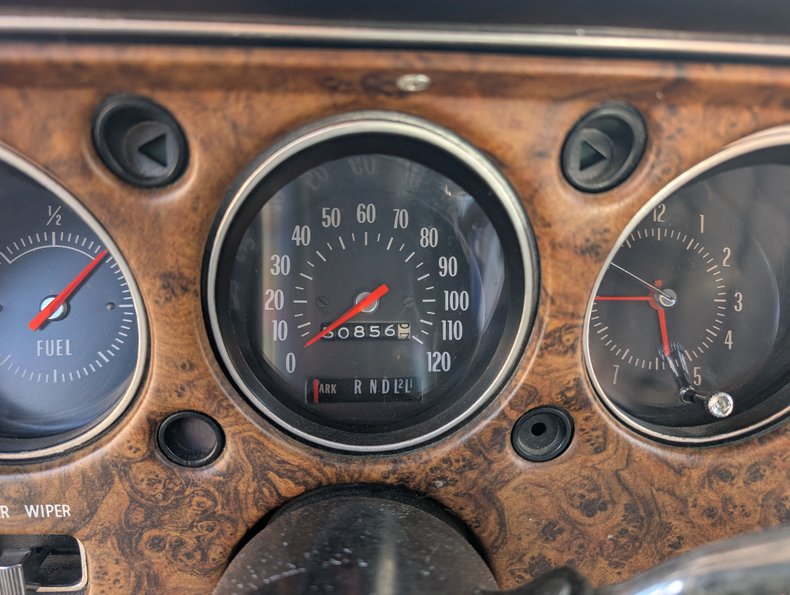 Chevrolet-Monte-carlo-1972-Golden-Brown-Metalli-Black-15