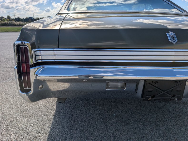 Chevrolet-Monte-carlo-1972-Golden-Brown-Metalli-Black-44