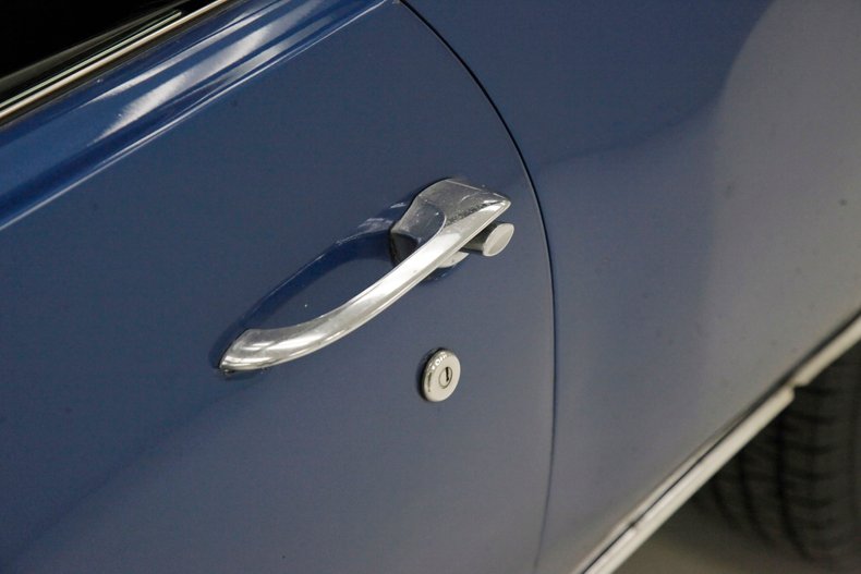 Chevrolet-Monte-carlo-1972-Medium-Blue-Metallic-Black-13