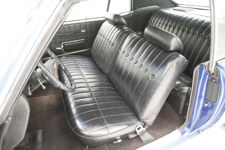 Chevrolet-Monte-carlo-1972-Medium-Blue-Metallic-Black-21