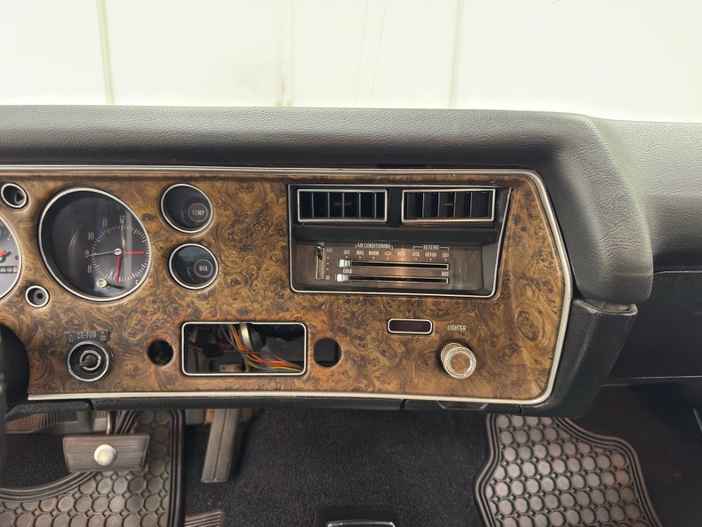 Chevrolet-Monte-carlo-1972-Oasis-Green-Black-10