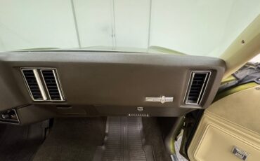 Chevrolet-Monte-carlo-1973-Dark-Green-Gold-Meta-Light-Neutral-39