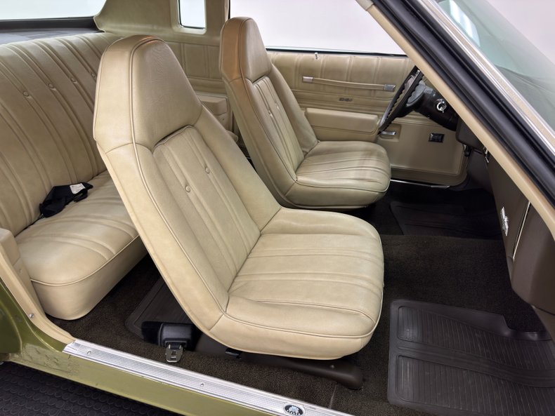 Chevrolet-Monte-carlo-1973-Dark-Green-Gold-Meta-Light-Neutral-9