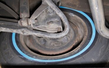 Chevrolet-Monte-carlo-1974-Silver-Taupe-Metalli-Black-10