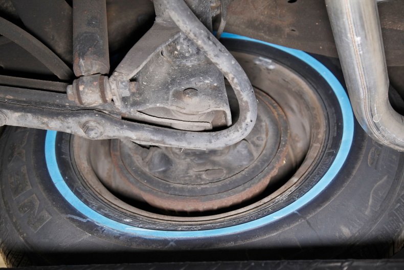 Chevrolet-Monte-carlo-1974-Silver-Taupe-Metalli-Black-10