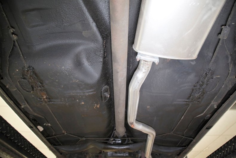 Chevrolet-Monte-carlo-1974-Silver-Taupe-Metalli-Black-11