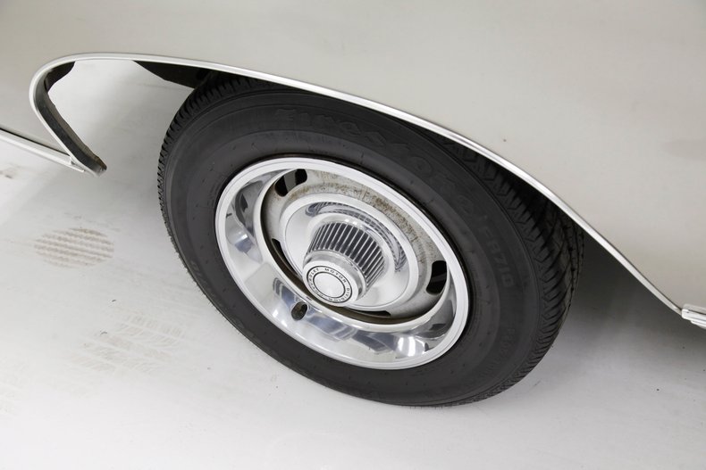 Chevrolet-Monte-carlo-1974-Silver-Taupe-Metalli-Black-27