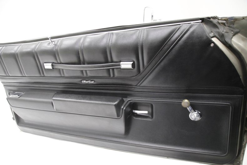 Chevrolet-Monte-carlo-1974-Silver-Taupe-Metalli-Black-31