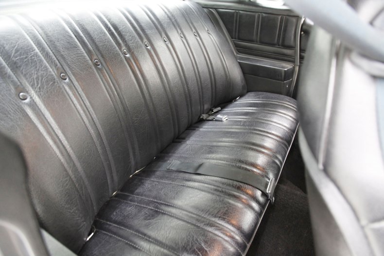 Chevrolet-Monte-carlo-1974-Silver-Taupe-Metalli-Black-45