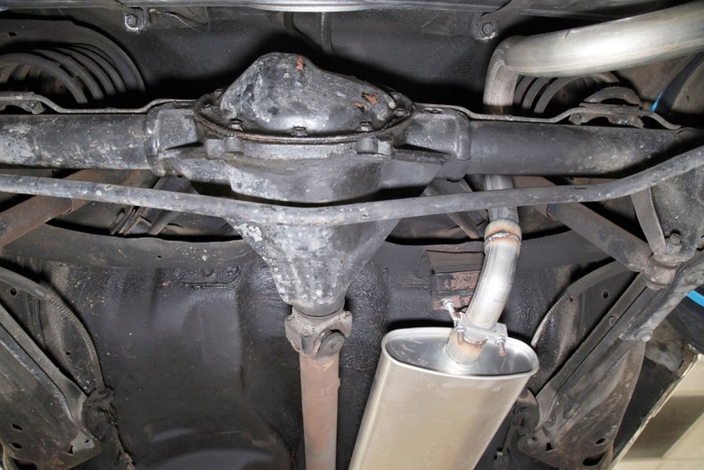 Chevrolet-Monte-carlo-1974-Silver-Taupe-Metalli-Black-5