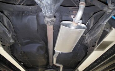 Chevrolet-Monte-carlo-1974-Silver-Taupe-Metalli-Black-6