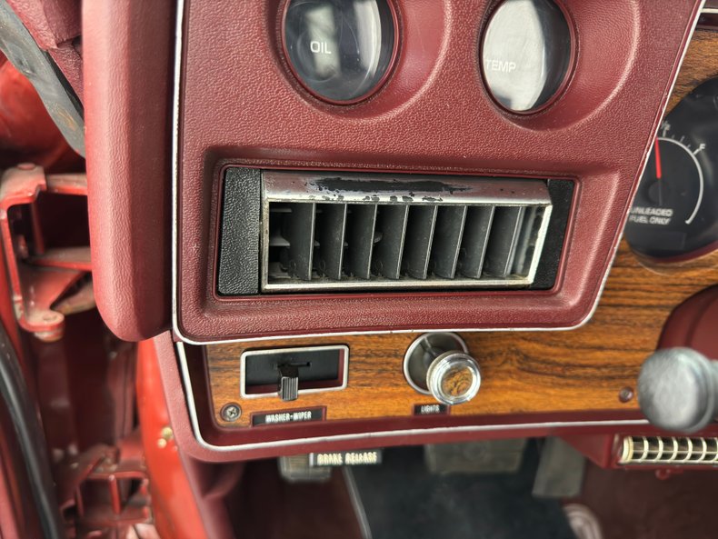 Chevrolet-Monte-carlo-1976-Firethorn-Red-Metall-Dark-Mahogany-11