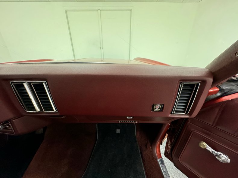 Chevrolet-Monte-carlo-1976-Firethorn-Red-Metall-Dark-Mahogany-14