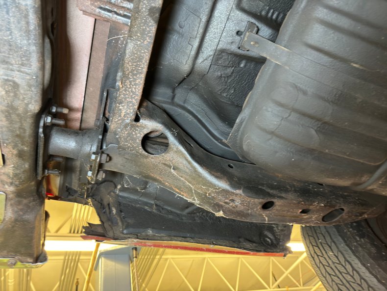 Chevrolet-Monte-carlo-1976-Firethorn-Red-Metall-Dark-Mahogany-17