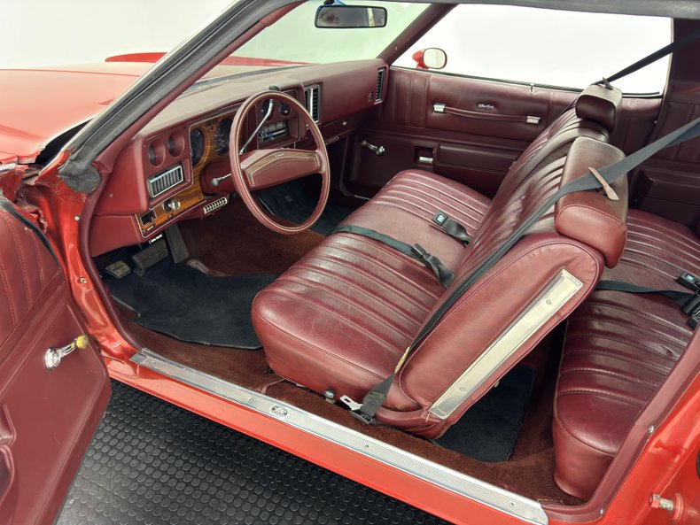 Chevrolet-Monte-carlo-1976-Firethorn-Red-Metall-Dark-Mahogany-3