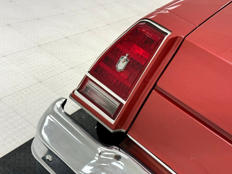 Chevrolet-Monte-carlo-1976-Firethorn-Red-Metall-Dark-Mahogany-32