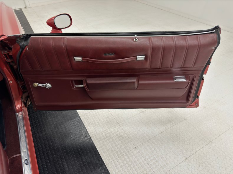 Chevrolet-Monte-carlo-1976-Firethorn-Red-Metall-Dark-Mahogany-45