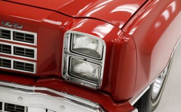 Chevrolet-Monte-carlo-1977-Red-Black-11