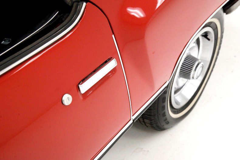 Chevrolet-Monte-carlo-1977-Red-Black-15