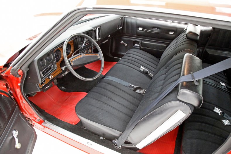Chevrolet-Monte-carlo-1977-Red-Black-25