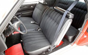 Chevrolet-Monte-carlo-1977-Red-Black-26