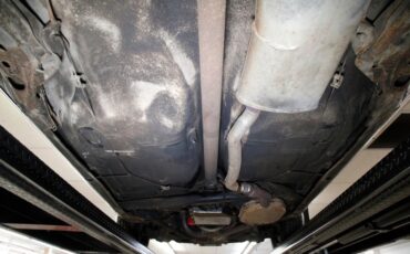 Chevrolet-Monte-carlo-1977-Red-Black-41