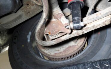 Chevrolet-Monte-carlo-1977-Red-Black-42