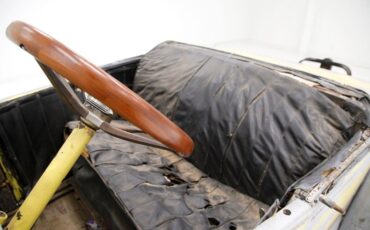 Chevrolet-National-1928-Yellow-Black-25