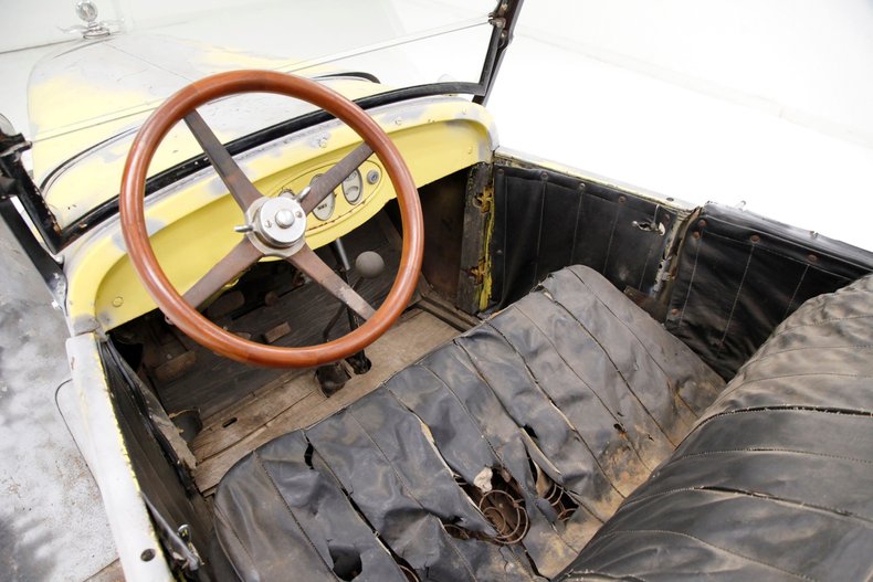 Chevrolet-National-1928-Yellow-Black-26