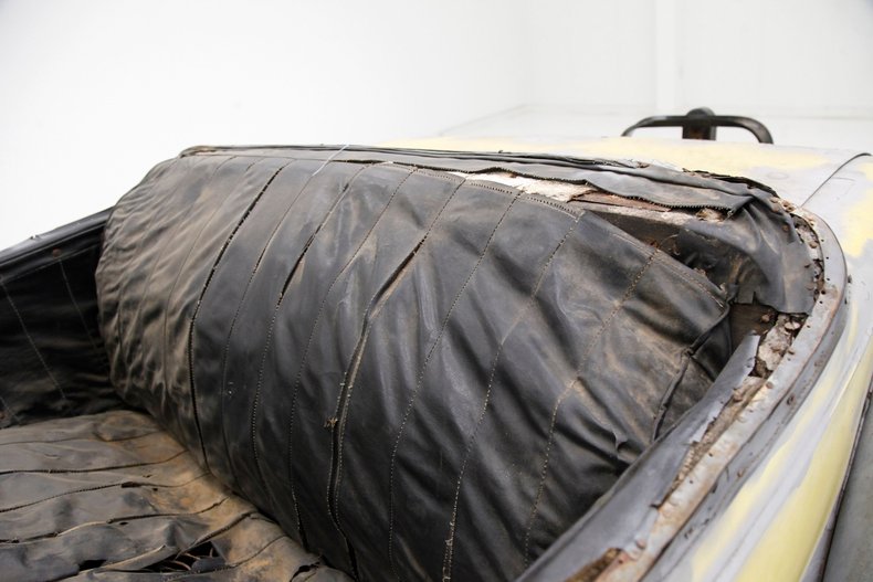 Chevrolet-National-1928-Yellow-Black-36