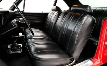 Chevrolet-Nova-1970-Cranberry-Red-Black-10