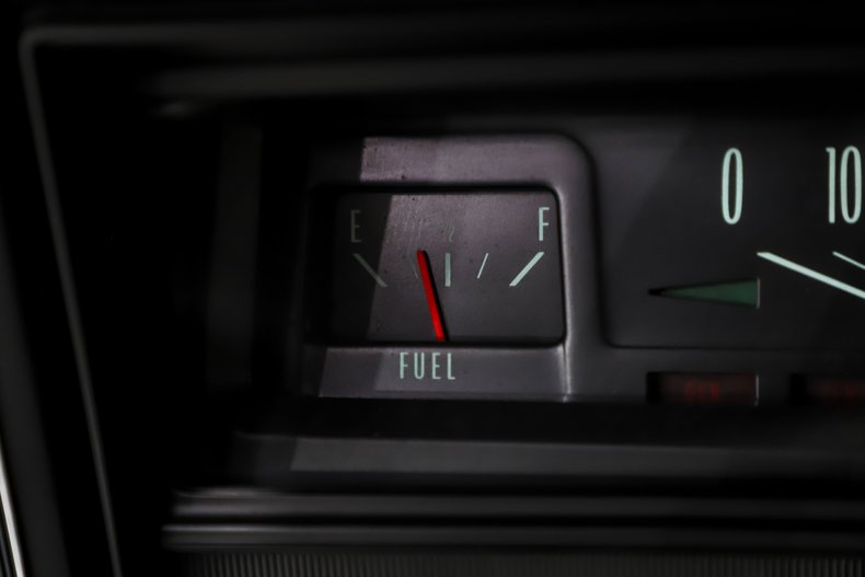 Chevrolet-Nova-1970-Cranberry-Red-Black-16