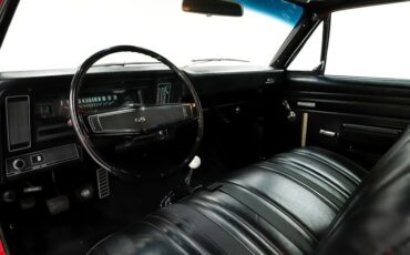 Chevrolet-Nova-1970-Cranberry-Red-Black-2