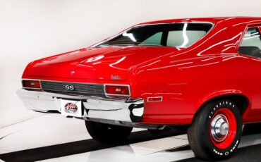 Chevrolet-Nova-1970-Cranberry-Red-Black-22