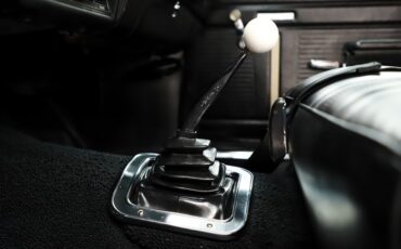 Chevrolet-Nova-1970-Cranberry-Red-Black-26