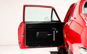 Chevrolet-Nova-1970-Cranberry-Red-Black-33