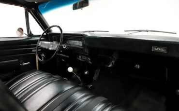 Chevrolet-Nova-1970-Cranberry-Red-Black-35