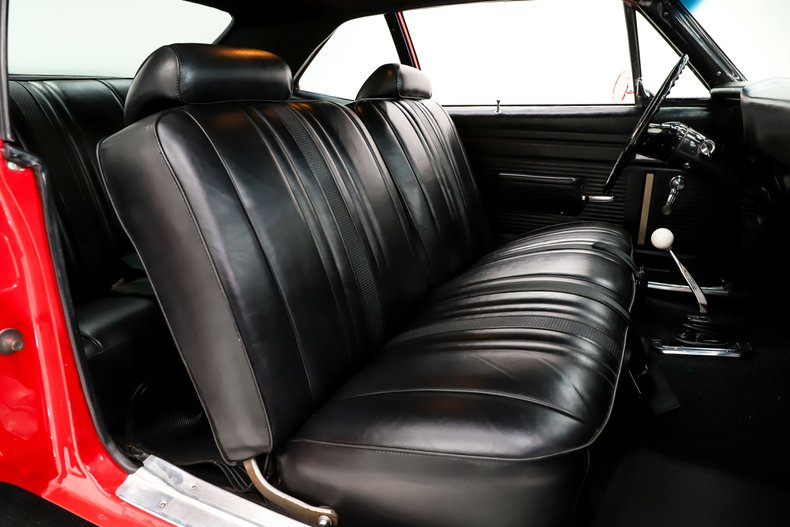 Chevrolet-Nova-1970-Cranberry-Red-Black-38