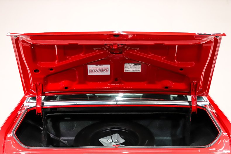 Chevrolet-Nova-1970-Cranberry-Red-Black-45