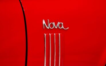 Chevrolet-Nova-1970-Cranberry-Red-Black-49