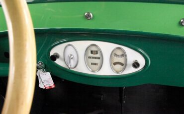 Chevrolet-Other-1928-Green-Black-12