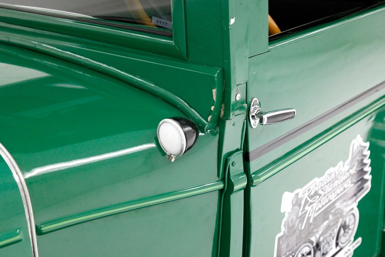 Chevrolet-Other-1928-Green-Black-20