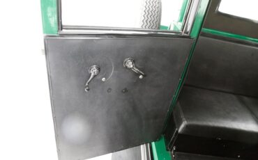 Chevrolet-Other-1928-Green-Black-21