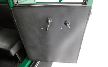 Chevrolet-Other-1928-Green-Black-33