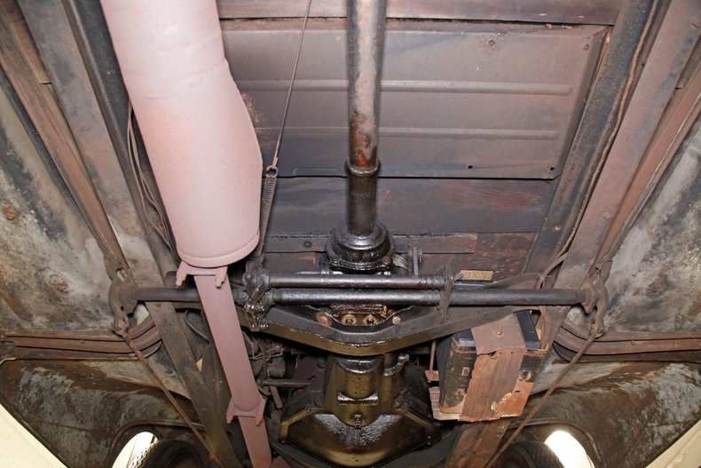 Chevrolet-Other-1933-Black-Brown-16