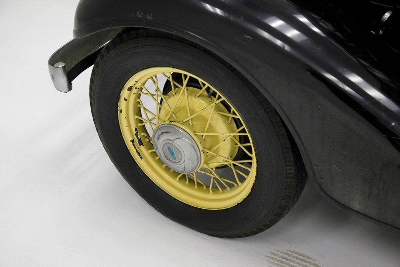Chevrolet-Other-1933-Black-Brown-33