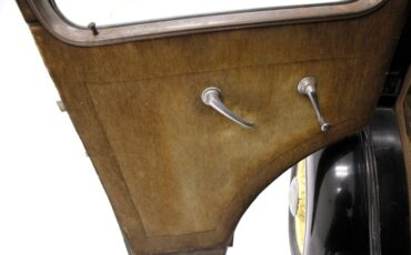 Chevrolet-Other-1933-Black-Brown-41