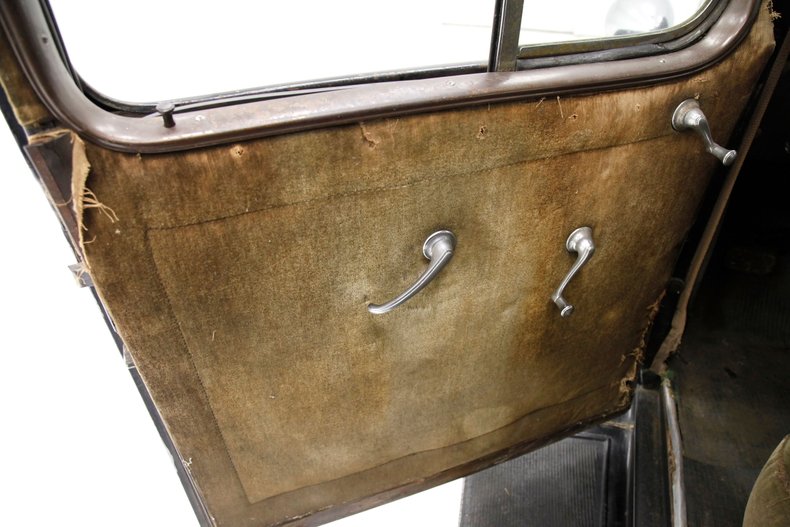 Chevrolet-Other-1933-Black-Brown-42