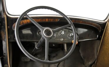 Chevrolet-Other-1933-Black-Brown-45