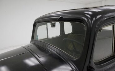 Chevrolet-Other-1933-Black-Tan-13